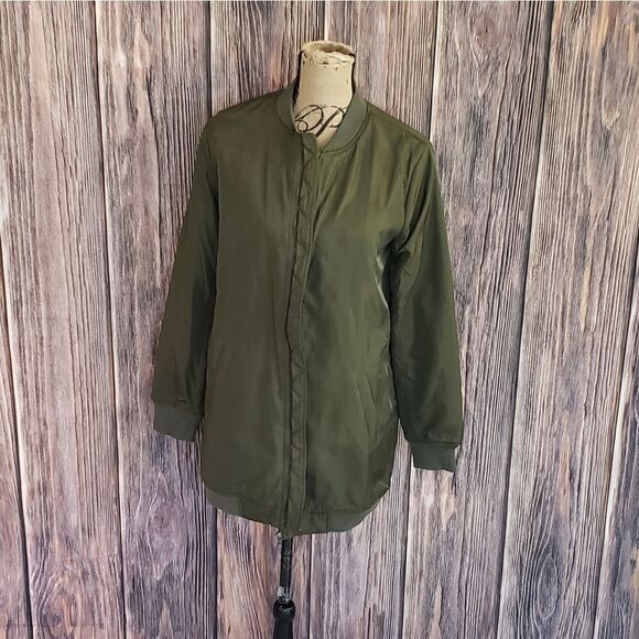 Kendall & Kylie Spring Jacket - Picture 1 of 13